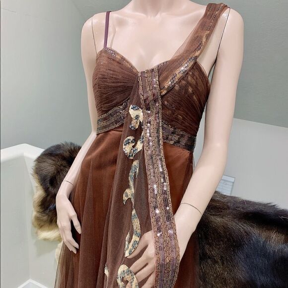 Chic Asymmetric Design, Beaded & Sequined Evening Dress - Picture 4 of 15